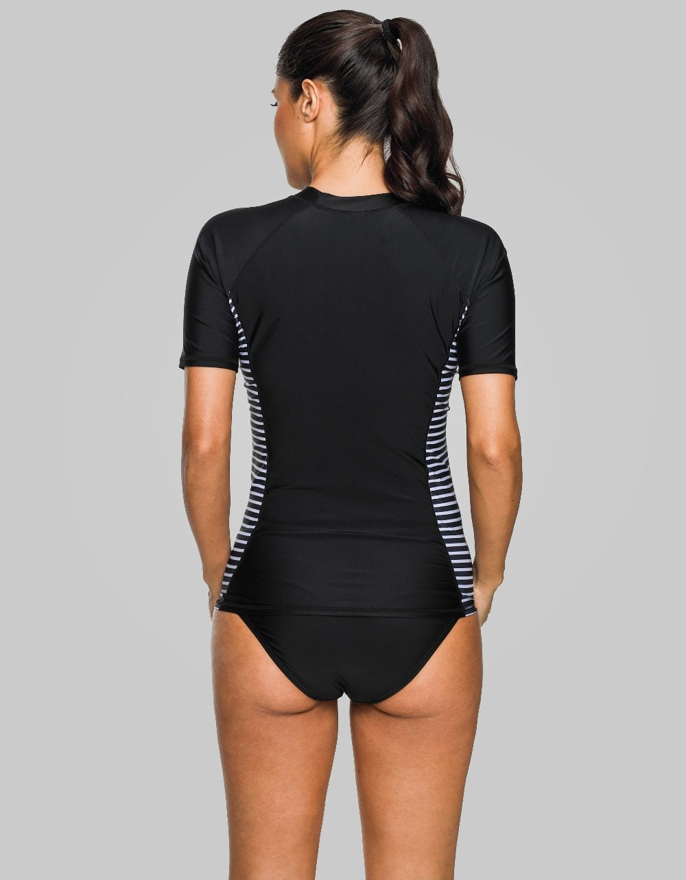 INGRID - Short Sleeve Women Rashguard | Ariani Collections Co.